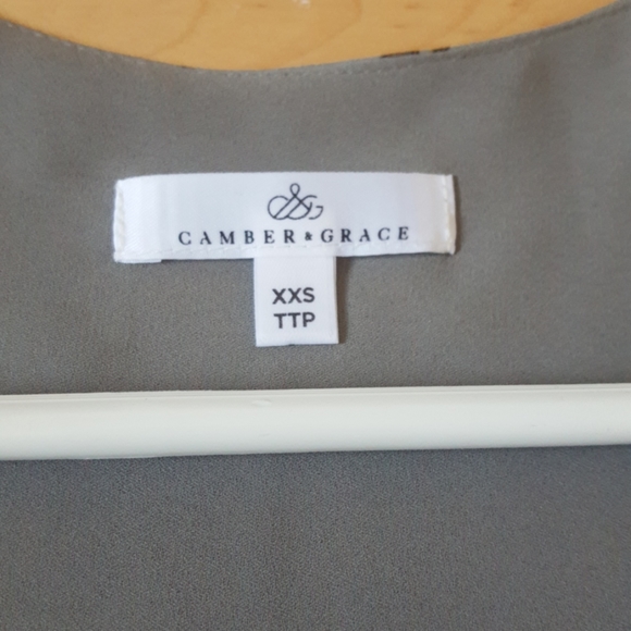 RW & CO Camber Grace Sleeveless Top - Picture 3 of 4